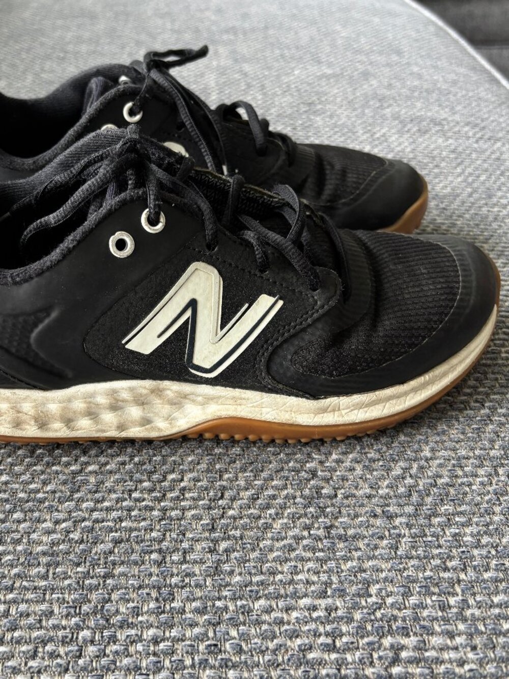 New Balance Fresh Foam 3000 V6 Turf Trainer Baseball Shoes Youth 6.5 Black